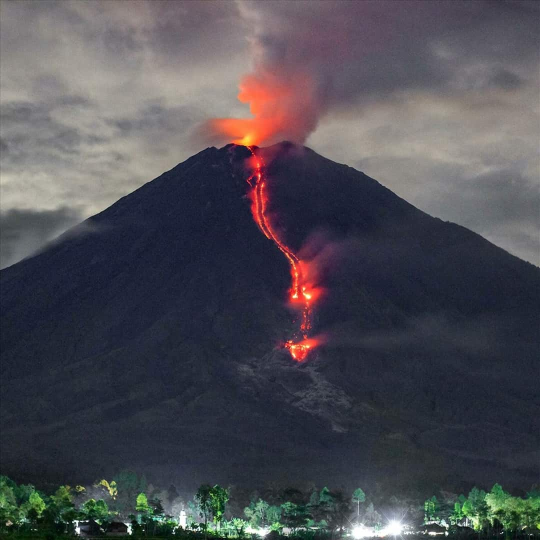 Thông tin núi lửa Tambora phun trào tại Indonesia